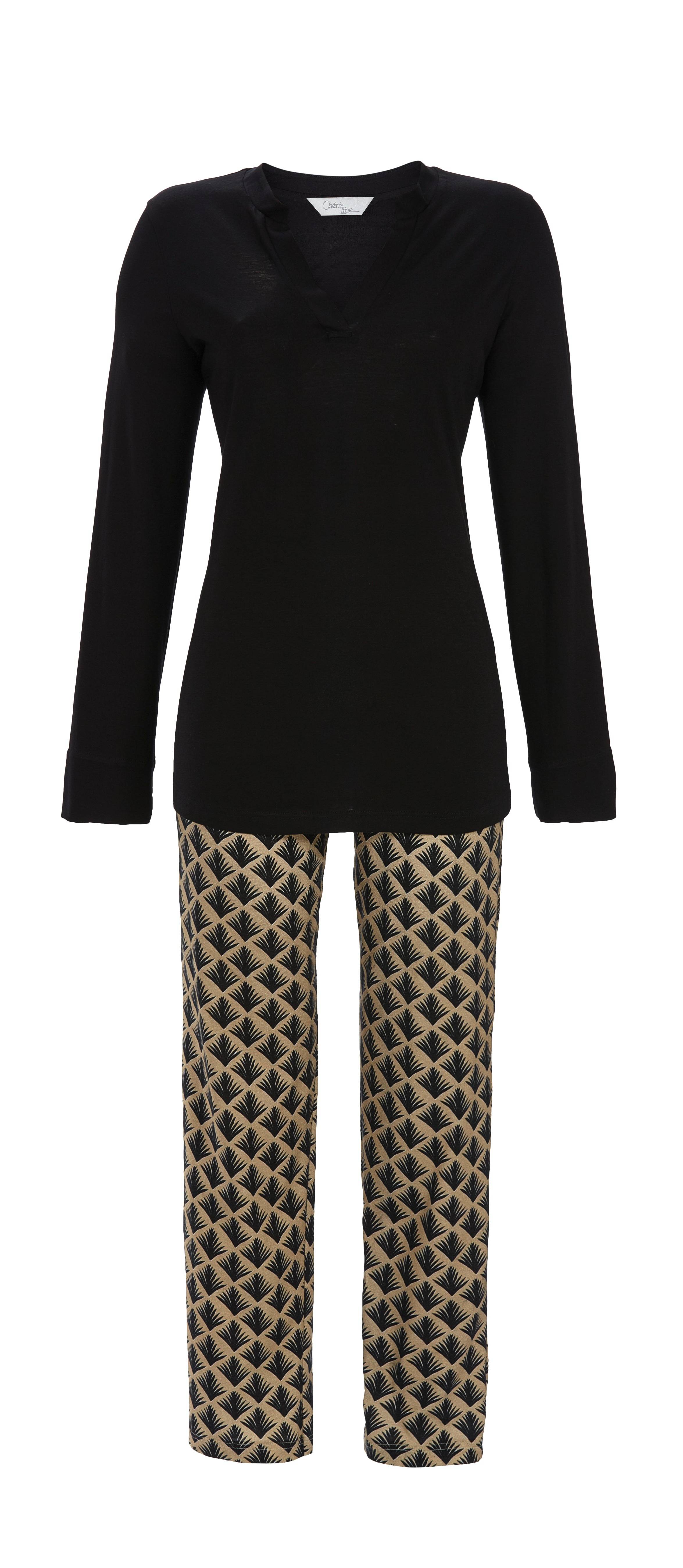 Pyjama mit schwarzem Oberteil und gemusterter Hose Pyjama mit schwarzem Oberteil und gemusterter Hose